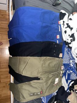 Women’s / girls Levi’s jeans