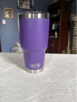 Rare color Purple 30 oz Yeti Cup / Mug / Tumbler