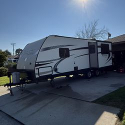 2016 keystone passport ultra lite Grand touring 2450RL Travel trailer