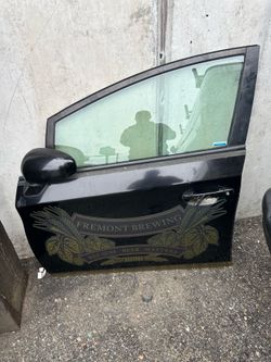 2010 to 2015 Toyota Prius front doors