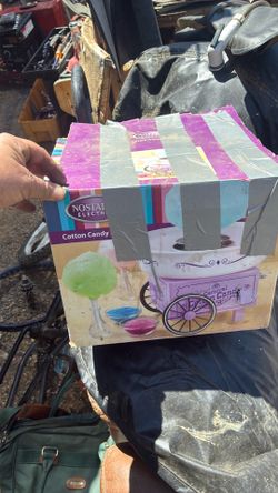 Cotton candy machine