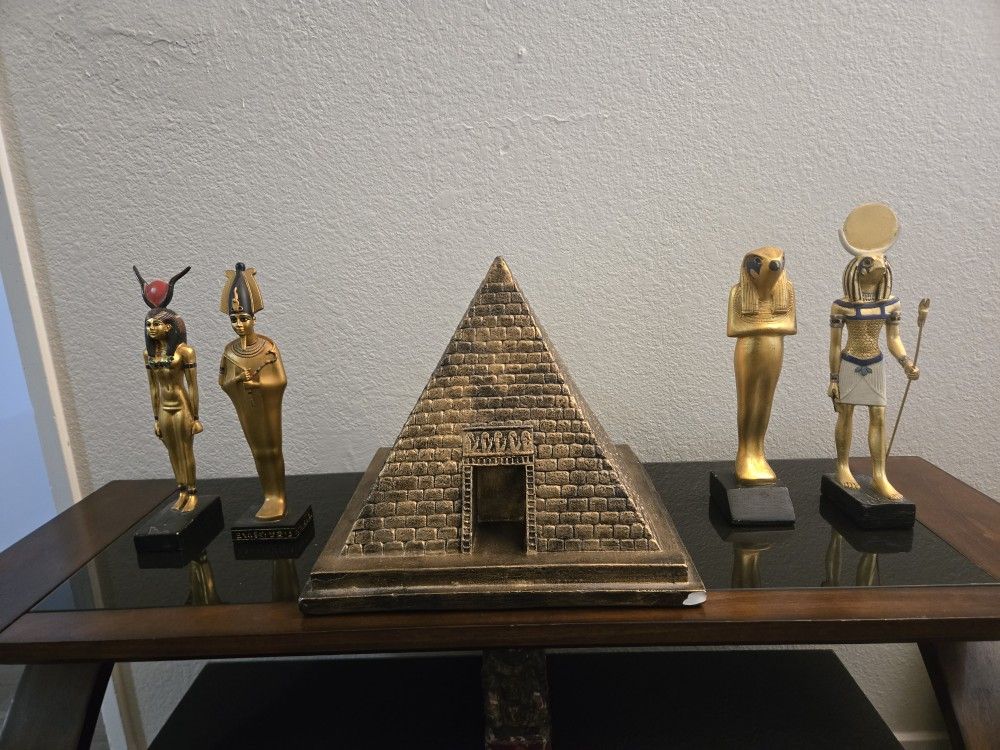 Egyptian Collection Statues And Coins