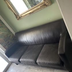 Black leather Couch 