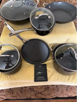Cookware set (Curtis Stone 10 piece)