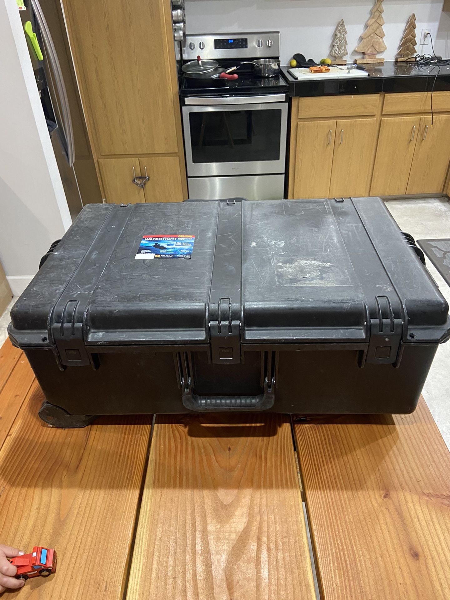 Pelican Storm Im 2975 Case With Foam, (black)