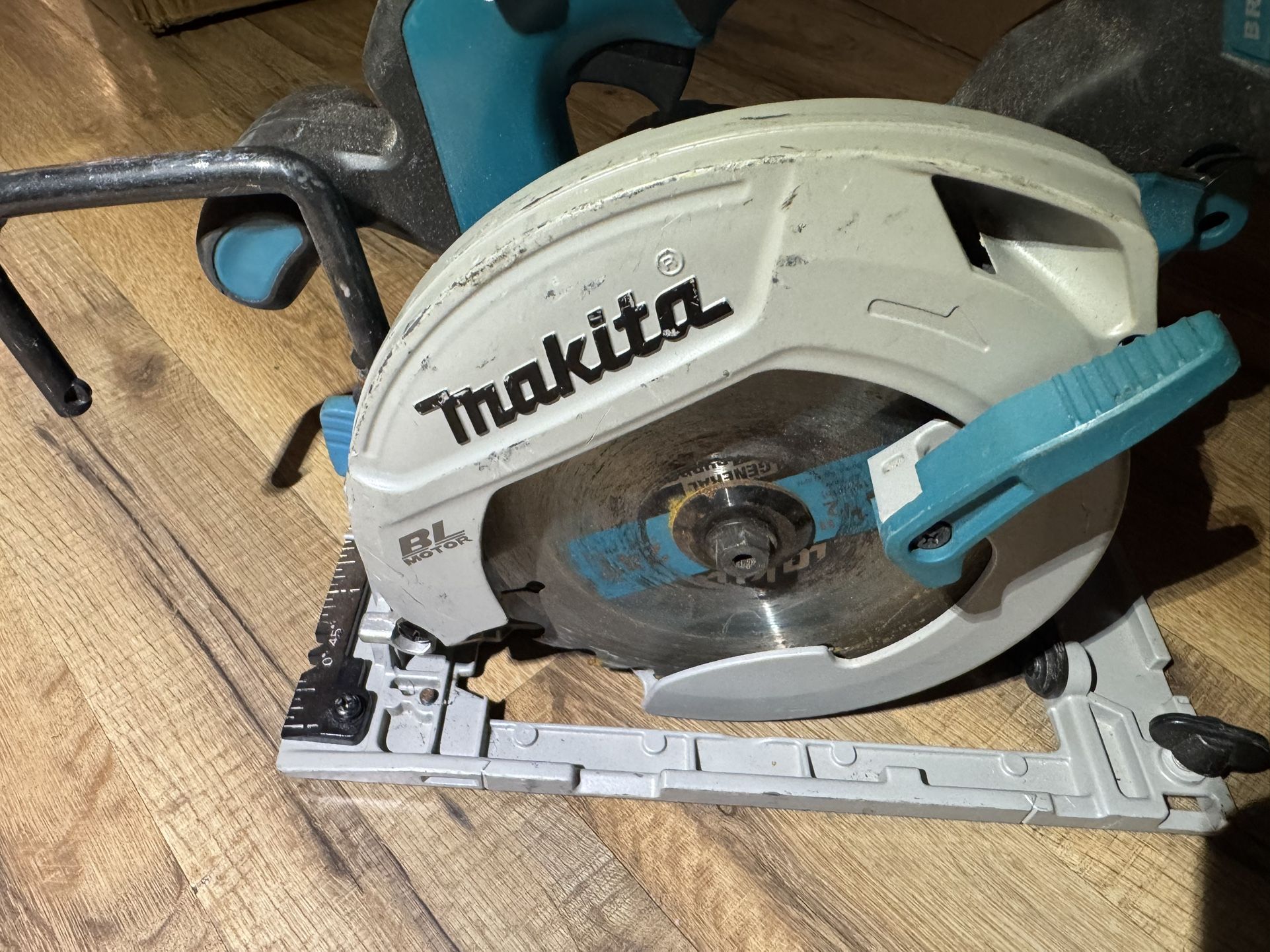 Makita 6.1/2