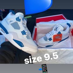 Military 4s Jordan size 9.5 Men’s 