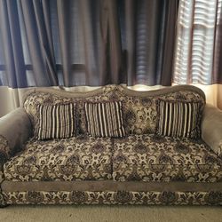 ***MAKE AN OFFER*** Sofa Set 3+2+1