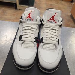 Air Jordan Retro 4s