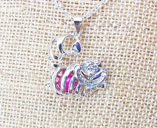 SS 925 Cheshire Cat Pendant and Oyster/Pearl