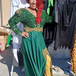 $5 Halloween Costumes Available For All The Family 