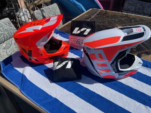 BrandNew Fox V1 Helmets