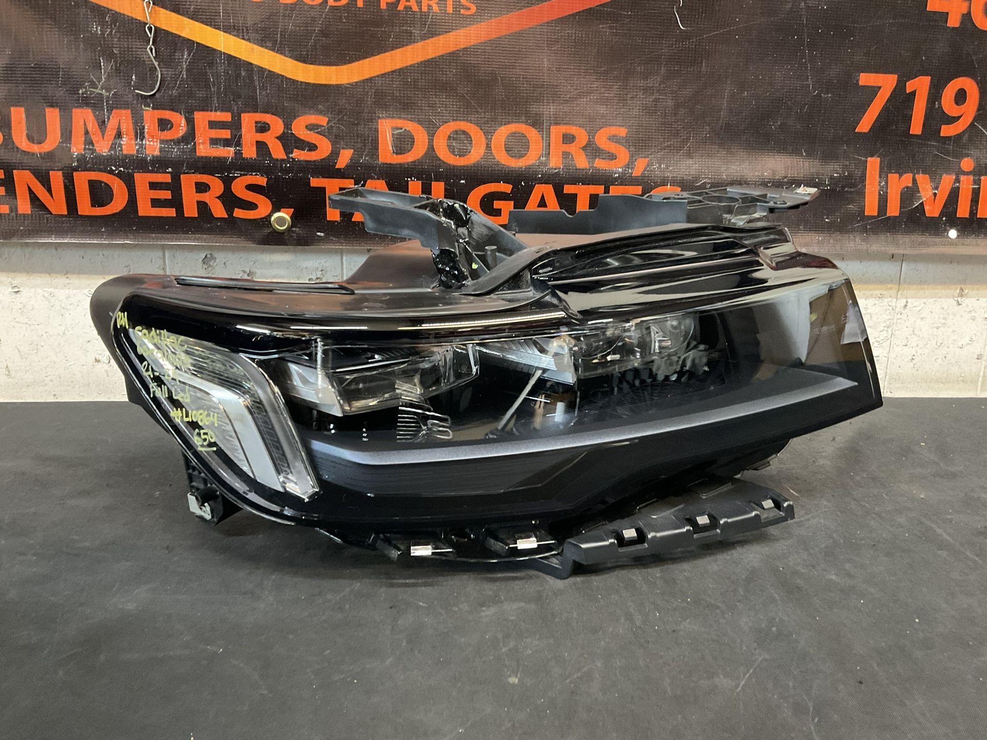 CADILLAC ESCALADE 2021-2024 RH HEADLIGHT FULL LED OEM