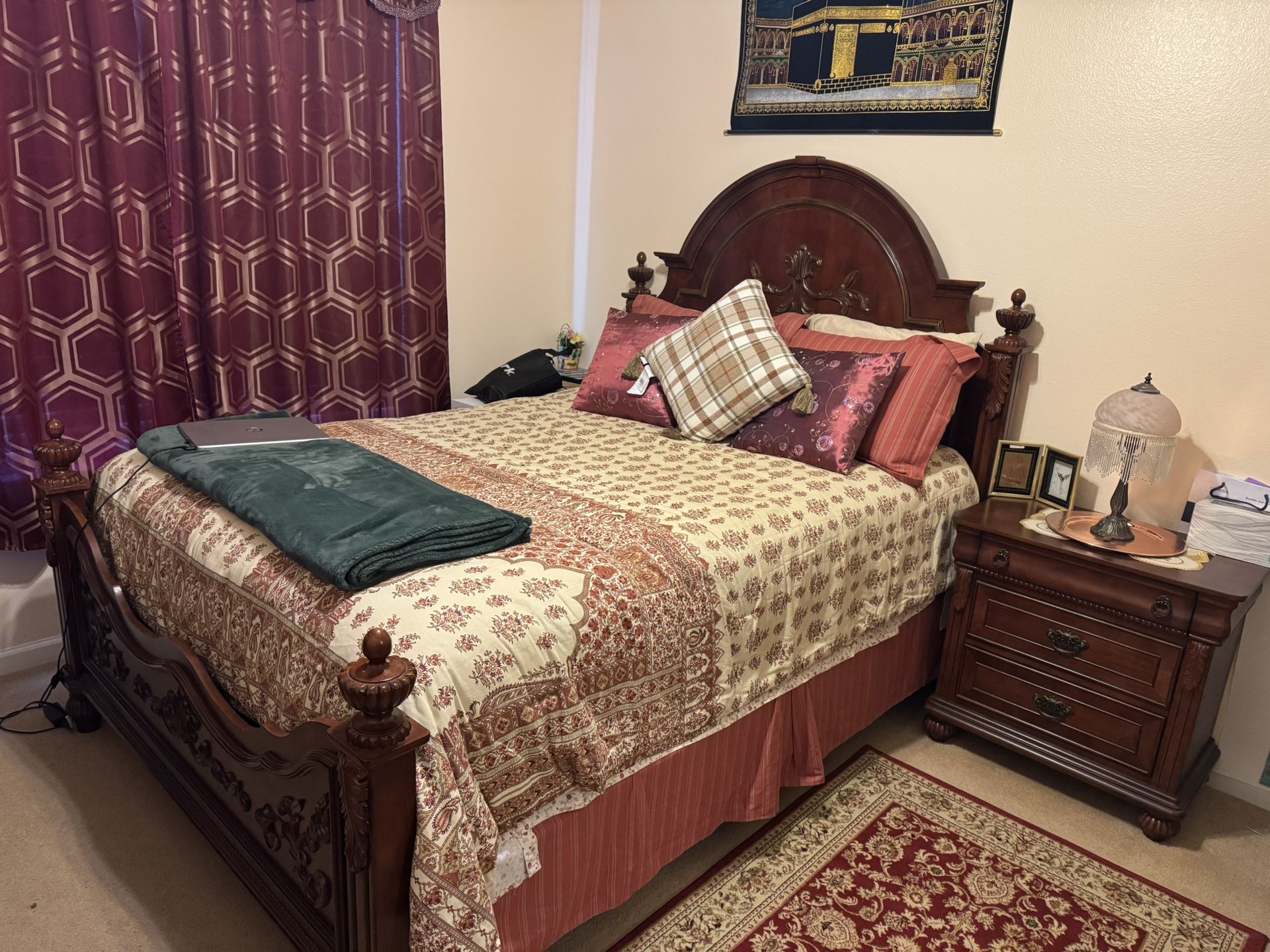 Queen Bed Set