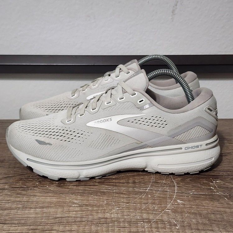 Brooks Ghost 15 Women's Running Shoes Size 9 Wide