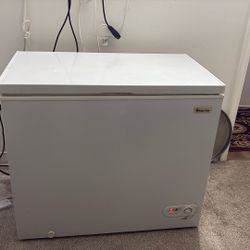 Magic Chef Chest Freezer – Works Great