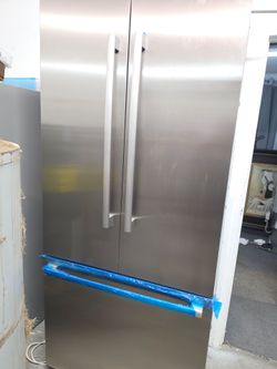 Bosch Benchmark 36" Built-In Refrigerator – Brand New Open Box