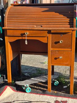 Roll top desk small