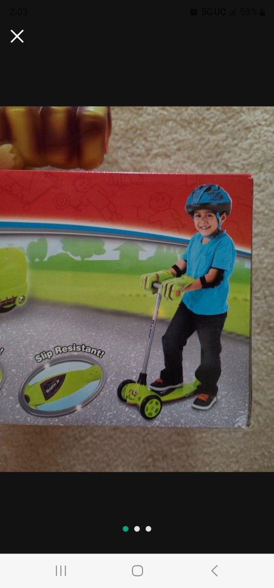KIDS RAZOR JR MONSTER KIX SCOOTER