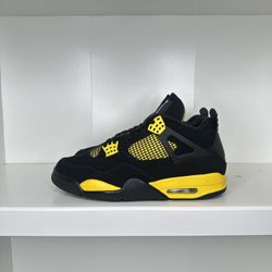 Jordan 4 Thunder