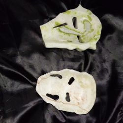 Carved Mineral Skulls & Meditating Alien