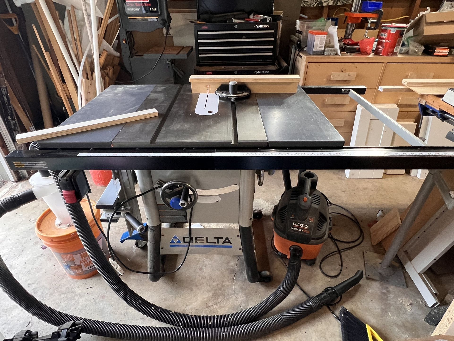 Delta 36-725 10inch table saw