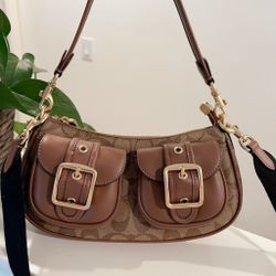 Coach Ashton Bag In Signature Canvas CP114