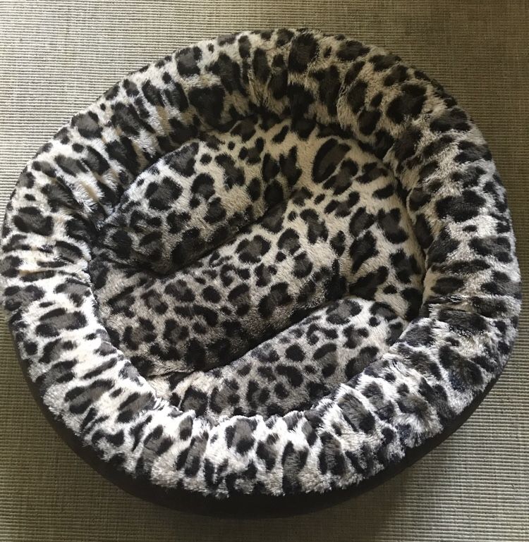 Small Cheetah Print Pet Bed ✨