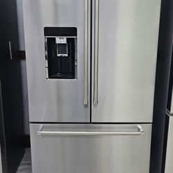 REFRIGERATOR KITCHEN AID LIKE NEW CONDITION  6 MONTHS WARRANTY GARANTIA POR ESCRITO 