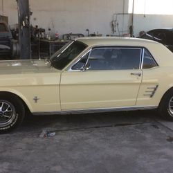 1966 Ford Mustang