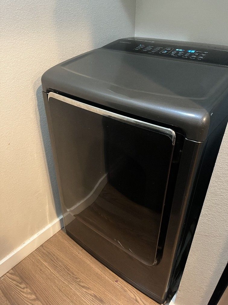 Samsung XL CAPACITY Steamer Washer And Dryer