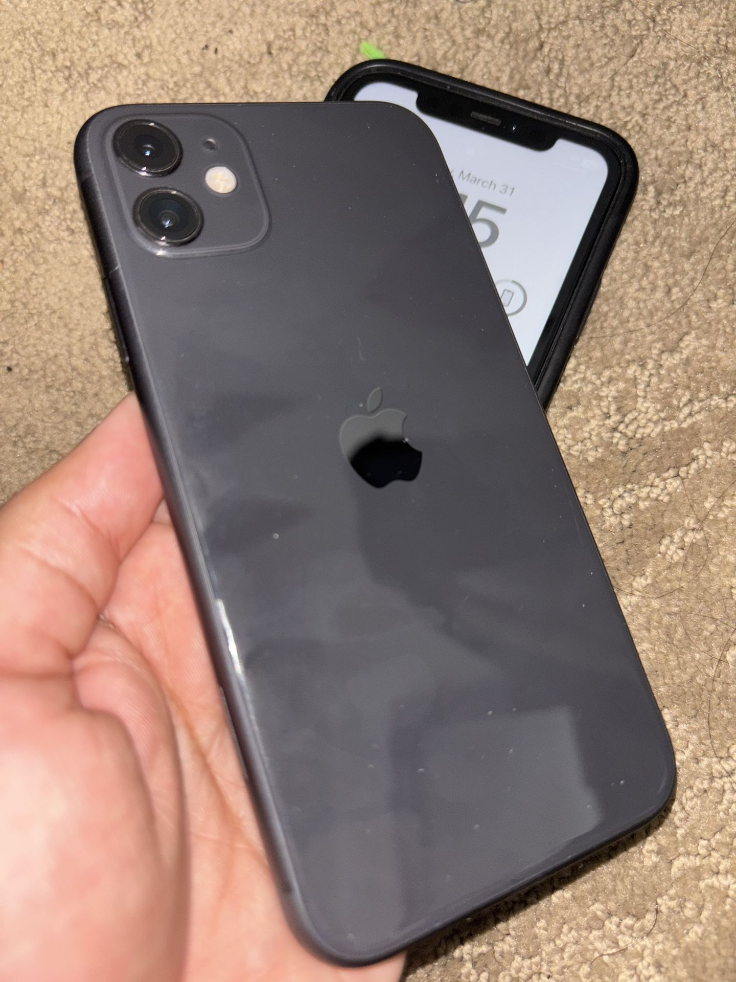 iPhone 11 64 GB Unlocked 