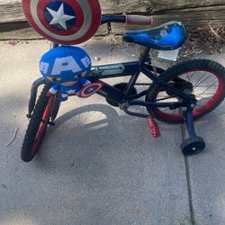 Captain America, 16in Bike With Training Wheels 