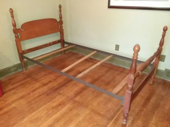 Twin SIZE BED SOLID WOOD