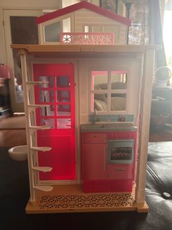 Barbie Play House