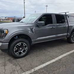 20" Ford F150 OEM rims/ 275-60R20 Tires 