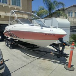 We Do Upholstery Work And Boats Cars And RV And More 