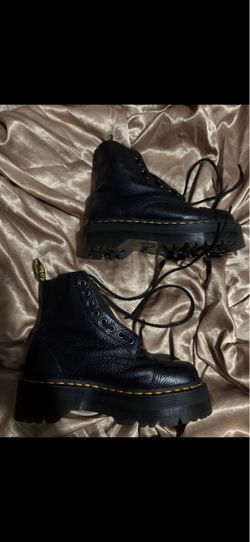 DR MARTENS SINCLAIR W7