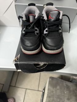Jordan 4 Retro