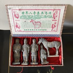 Chinese Terracotta Soldier Set