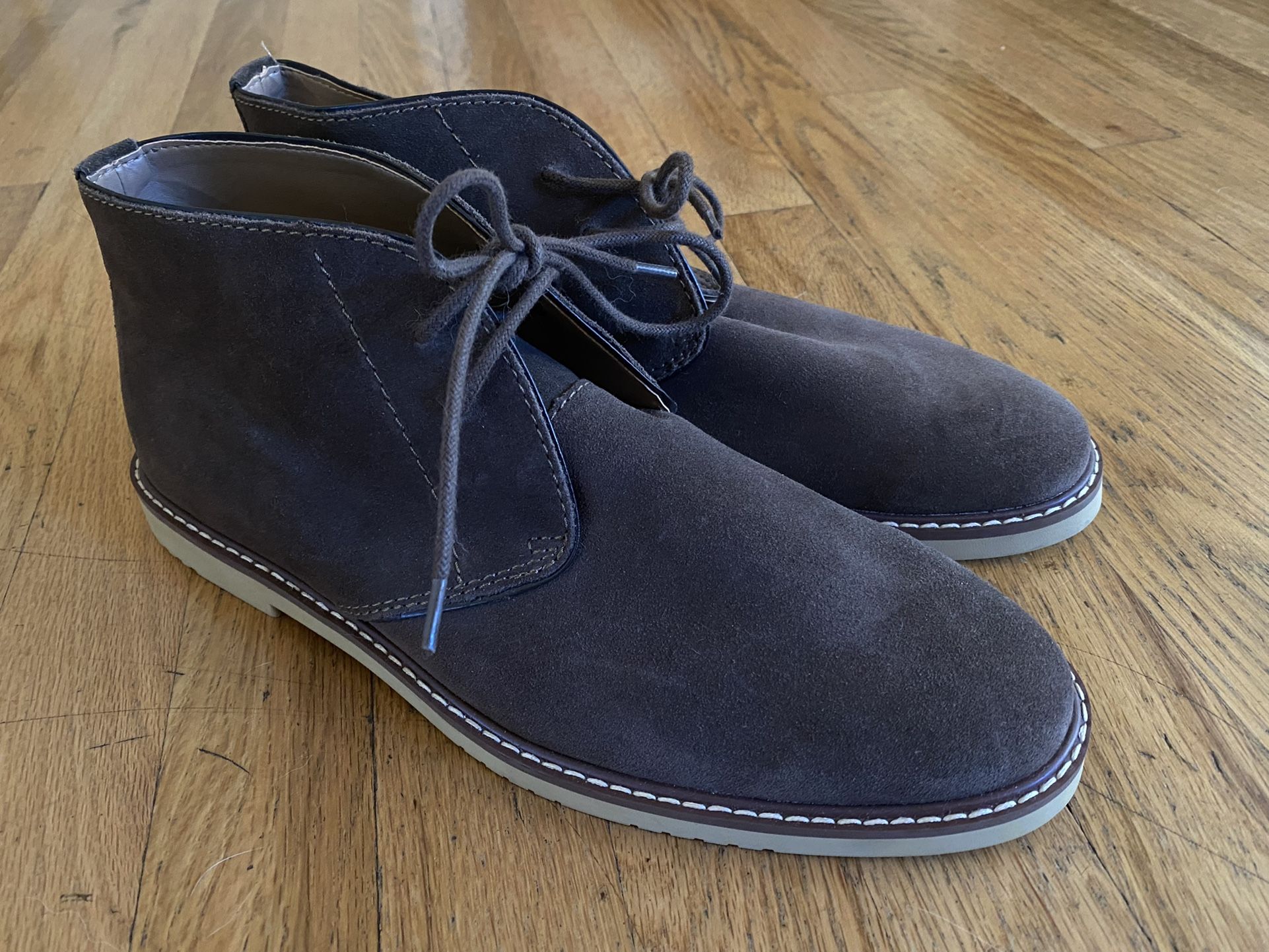 Banana Republic Chukka Boot