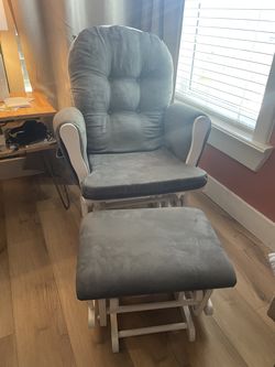 Glider and ottoman nursery (never used)