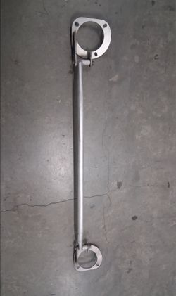 Strut Brace Volvo 850/C70/S70/V70/XC70 Genuine LHD
Part no: RD O/E  Strut Bar