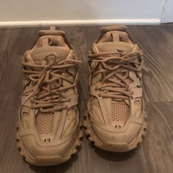 Balenciaga Track Beige 