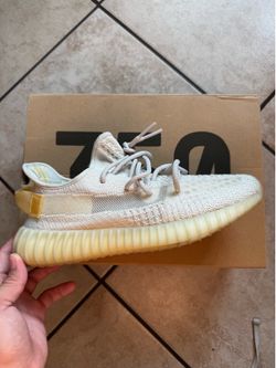 Yeezy boost 350 v2