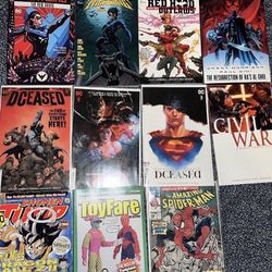 Dc & Marvel Graphic Novels / Comic Books
