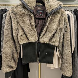 Luxurious, Stylish Faux-Fur WOMEN'S Jacket