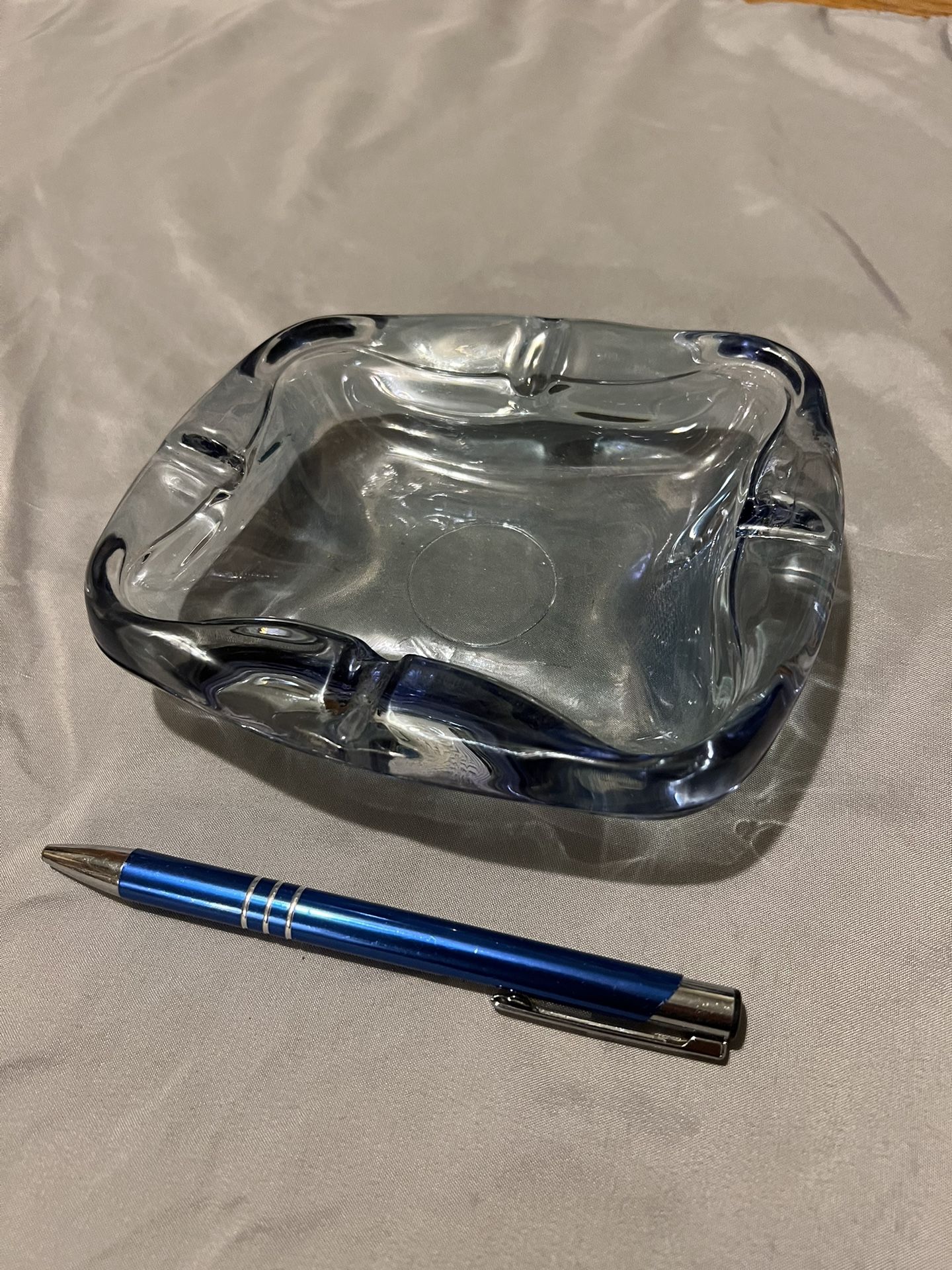 “Anchor Hocking” Blue Art Glass Ashtray !
