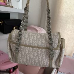 Romantique Dior bag