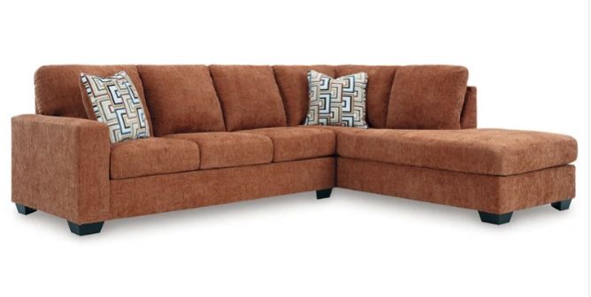 Aviemore Spice 2-Piece Sectional with Chaise